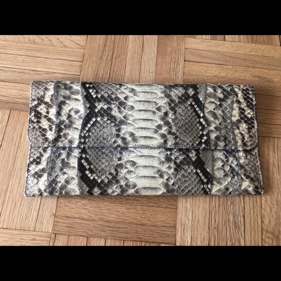 NWT! Carlos Falchi Snakeskin Clutch - Picture 2 of 6